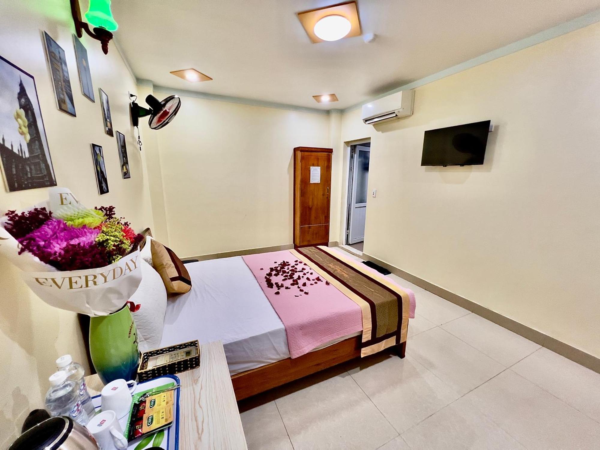 Manh Vuong Hotel Catba Dong Khe Sau Экстерьер фото