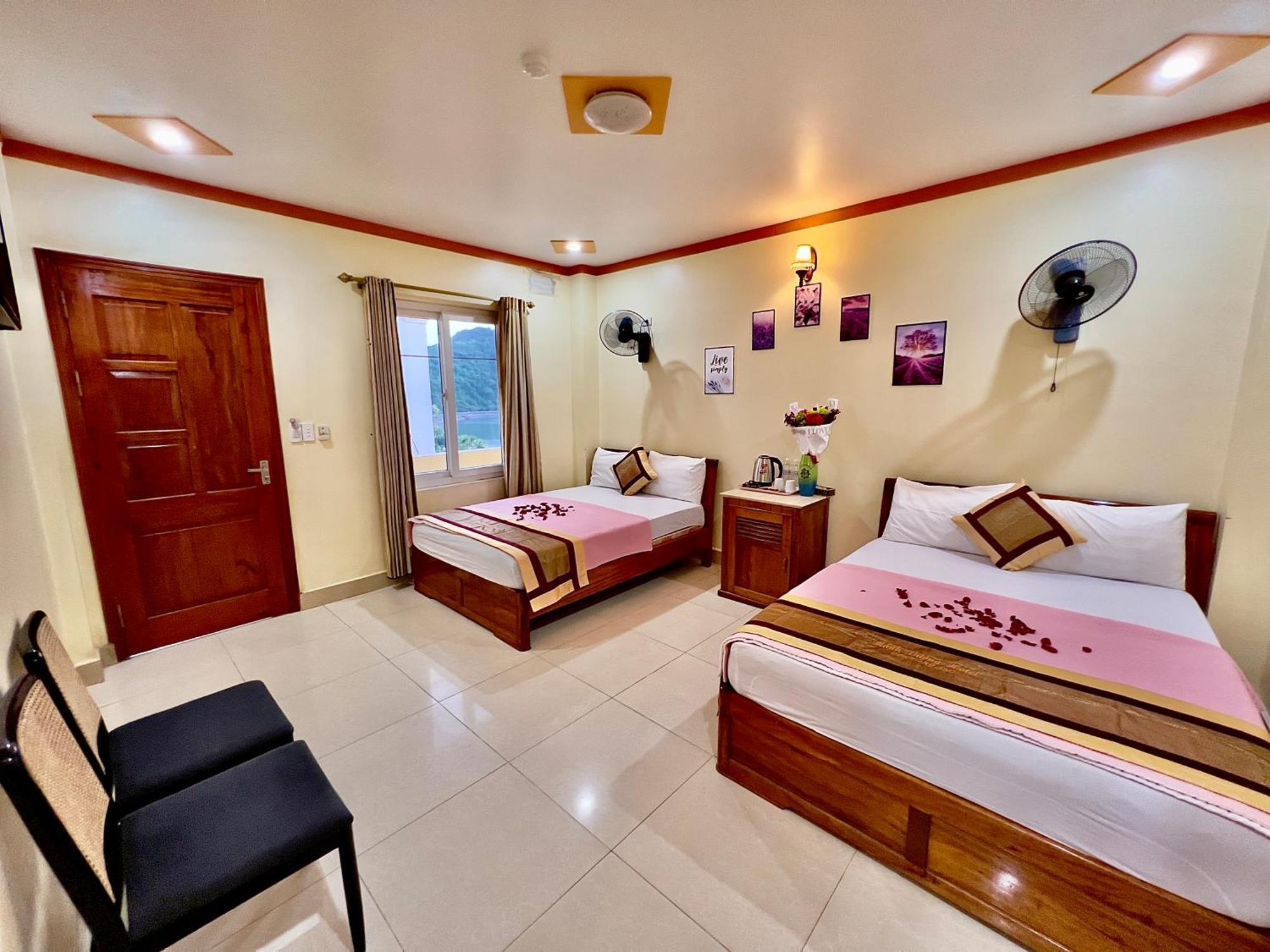 Manh Vuong Hotel Catba Dong Khe Sau Экстерьер фото