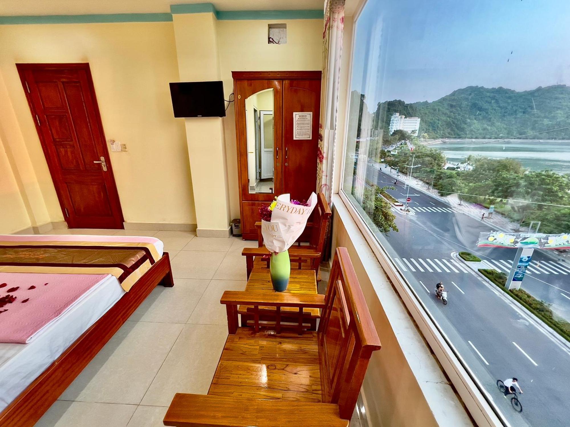 Manh Vuong Hotel Catba Dong Khe Sau Экстерьер фото