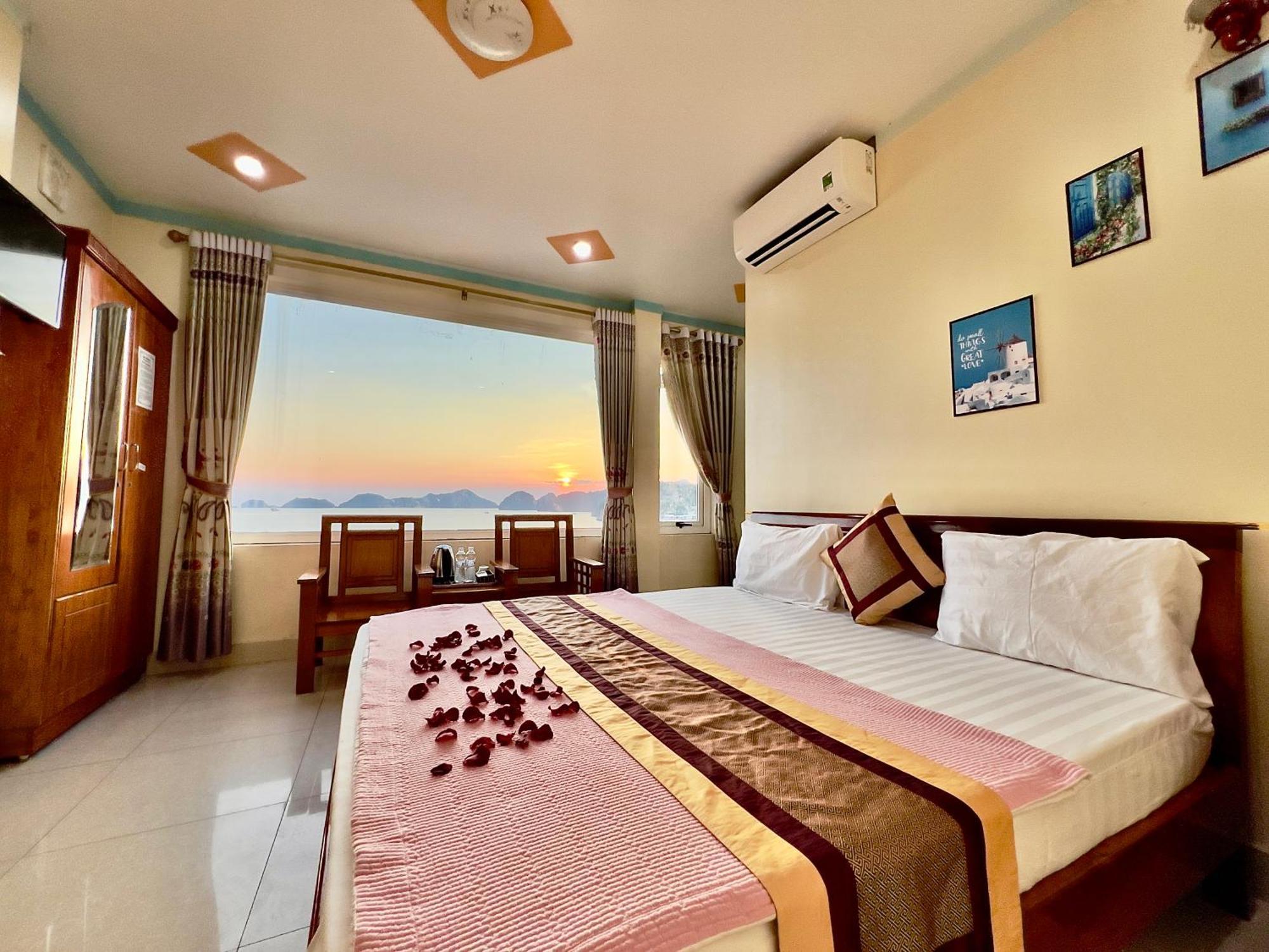 Manh Vuong Hotel Catba Dong Khe Sau Экстерьер фото