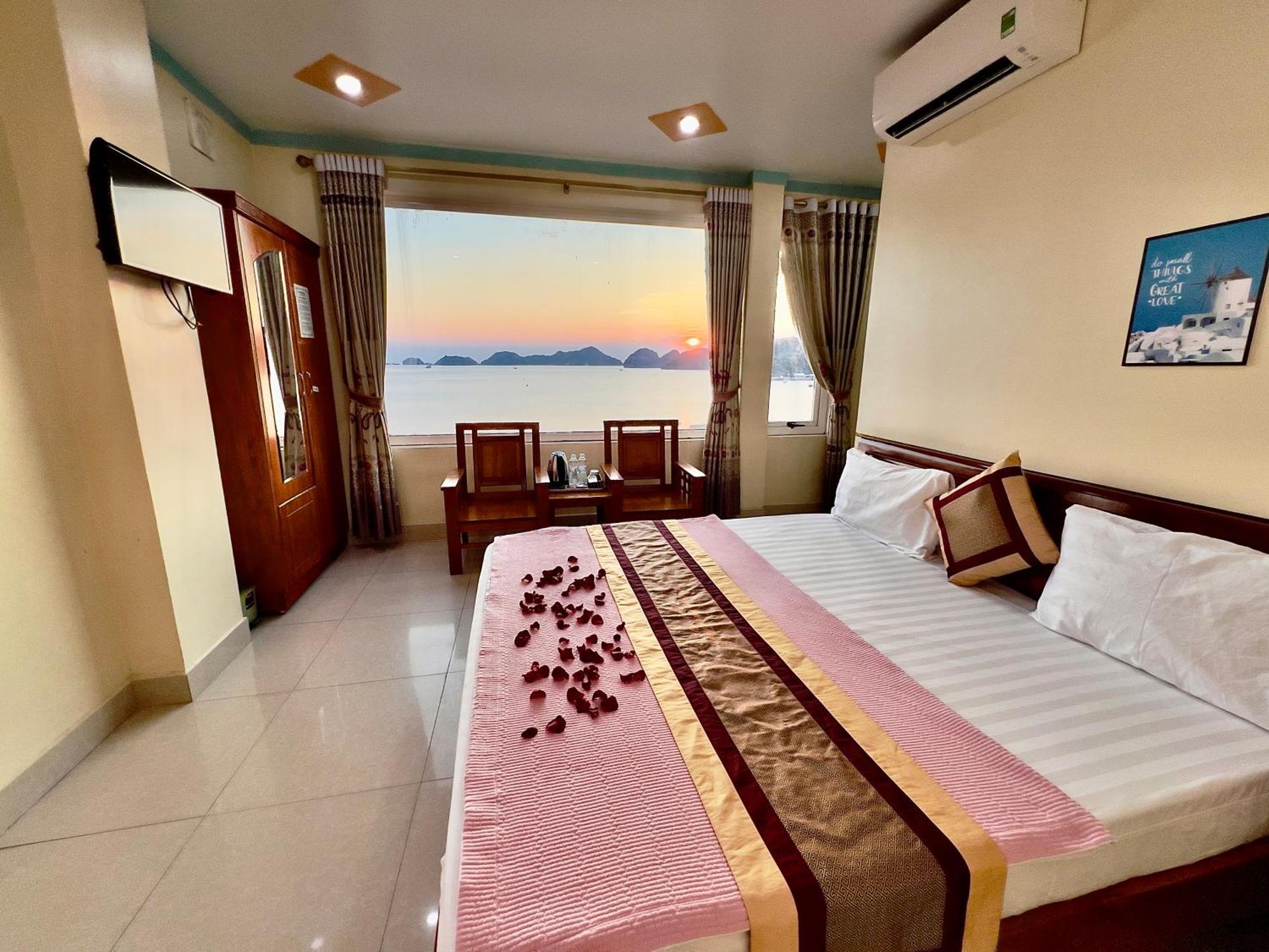 Manh Vuong Hotel Catba Dong Khe Sau Экстерьер фото