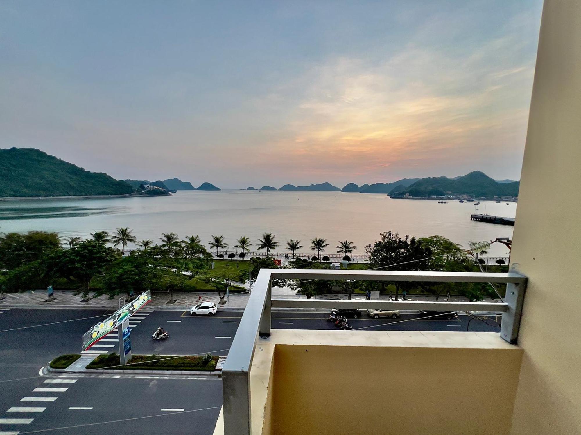 Manh Vuong Hotel Catba Dong Khe Sau Экстерьер фото
