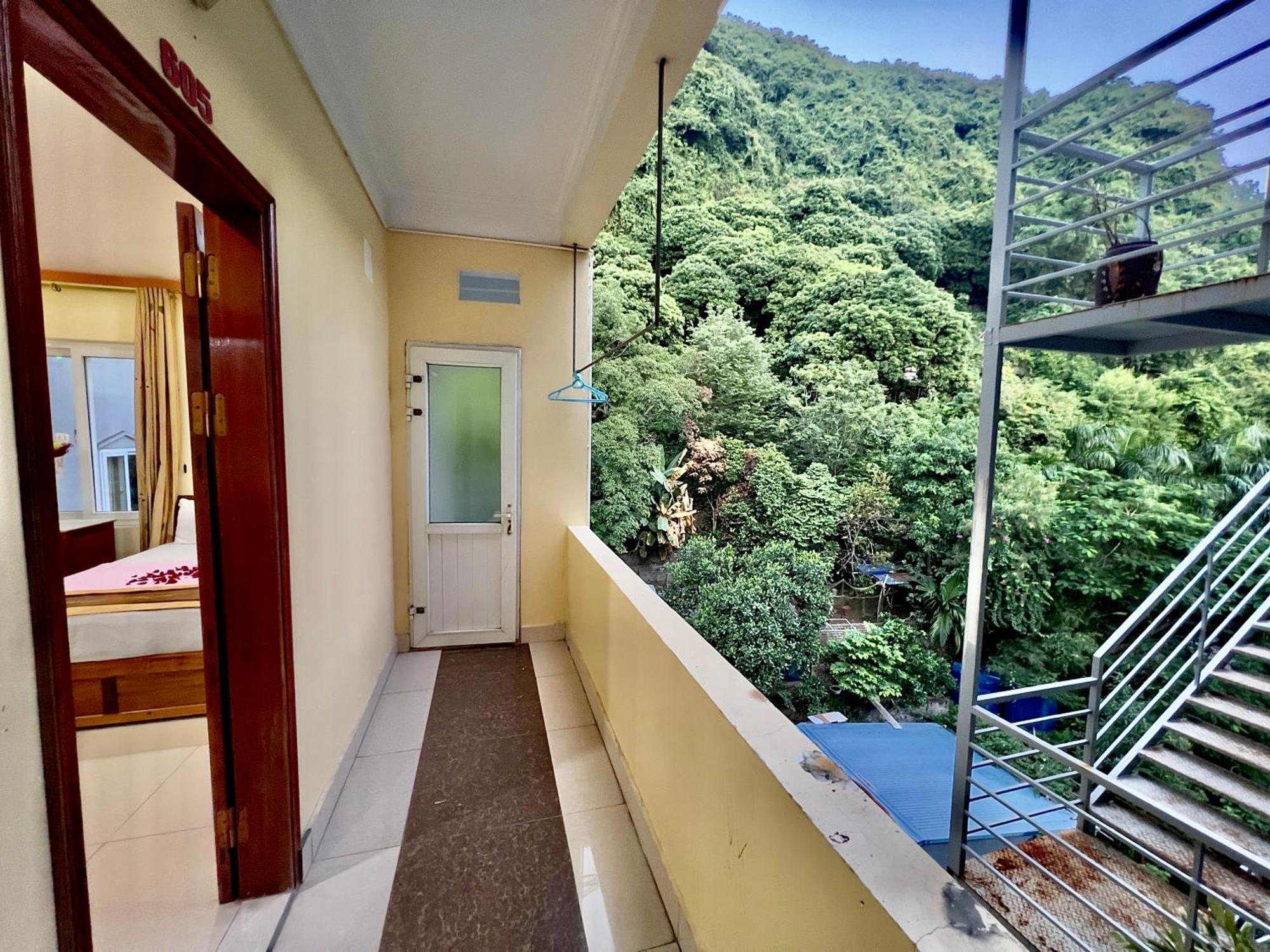 Manh Vuong Hotel Catba Dong Khe Sau Экстерьер фото
